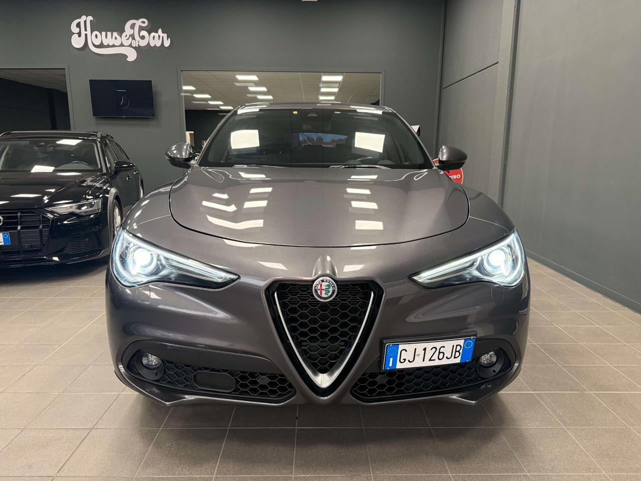 Alfa Romeo Stelvio 2.2 Turbodiesel 190 CV AT8 RWD Q2