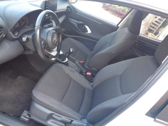 Toyota Yaris 1.0 5 porte Active NESSUN VINCOLO DI FINANZIAMENTO