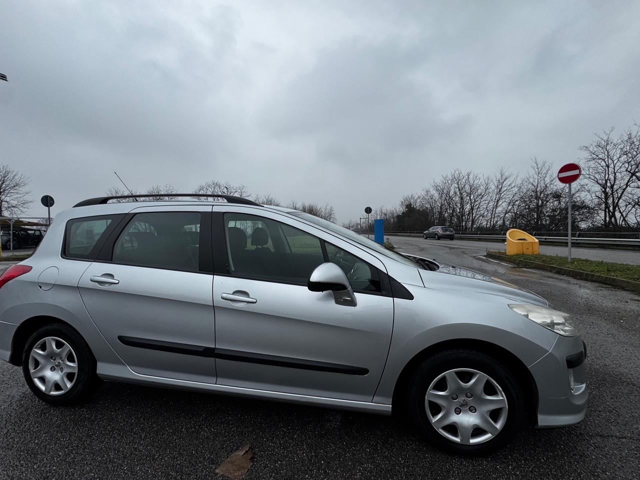 Peugeot 308 1.6 HDi 90CV FAP 5p. Premium