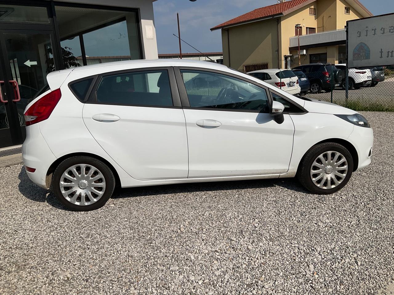 Ford Fiesta Fiesta+ 1.4 TDCi 68CV 5 porte