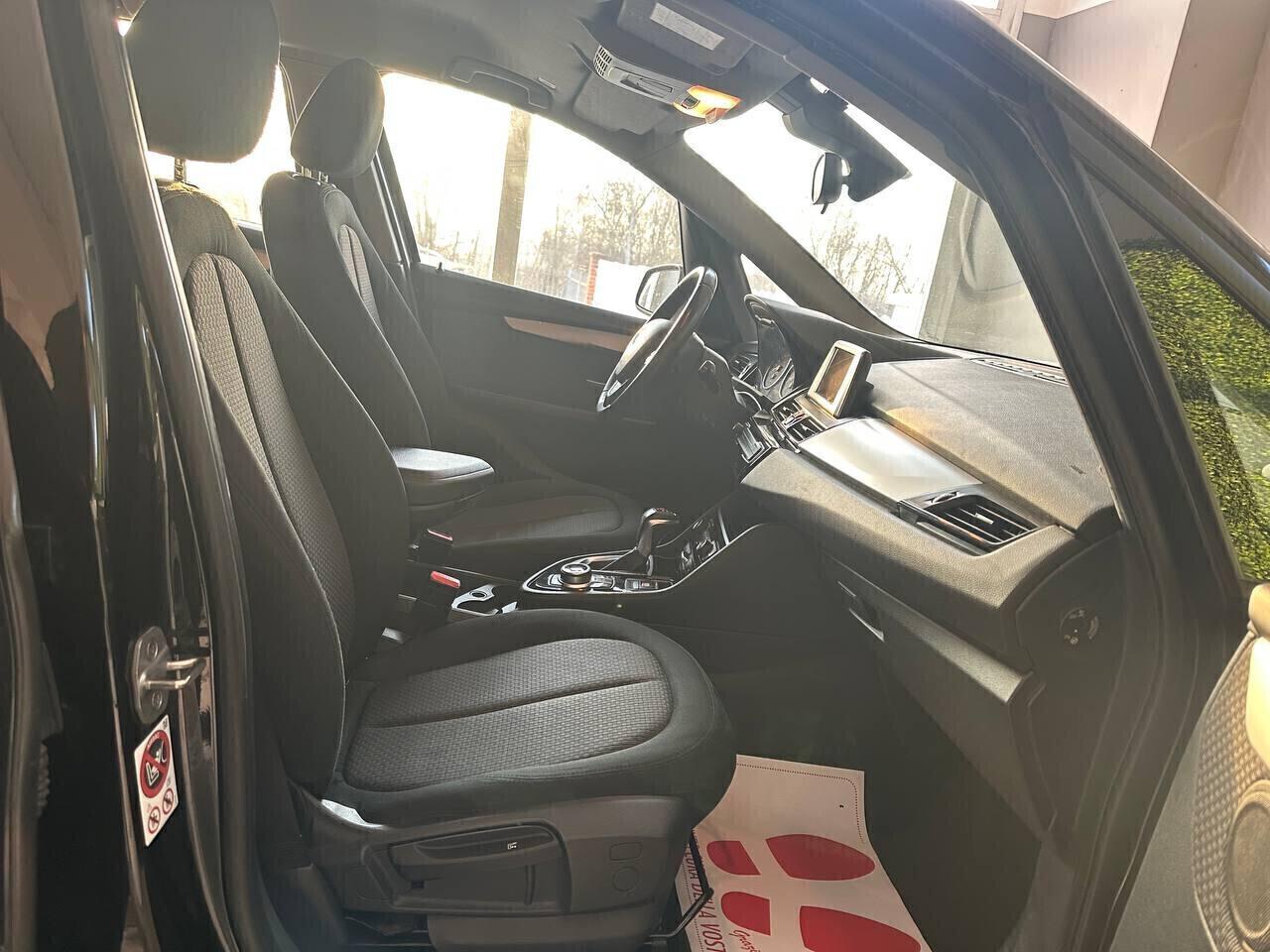 BMW 218d - Automatico