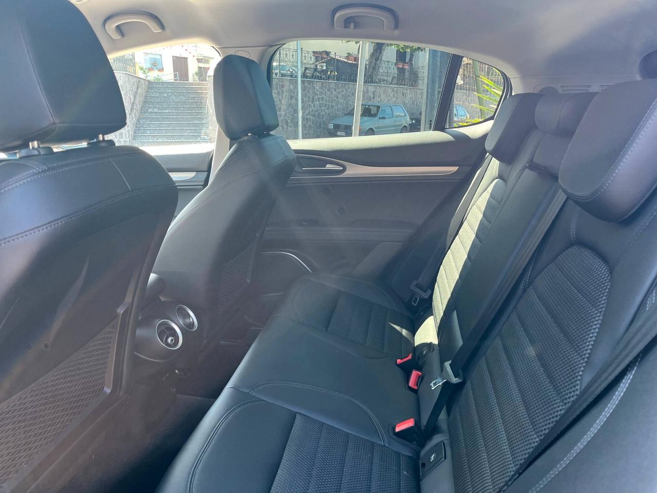 Alfa Romeo Stelvio 2.2 Turbodiesel 190 CV AT8 Q4 Sprint