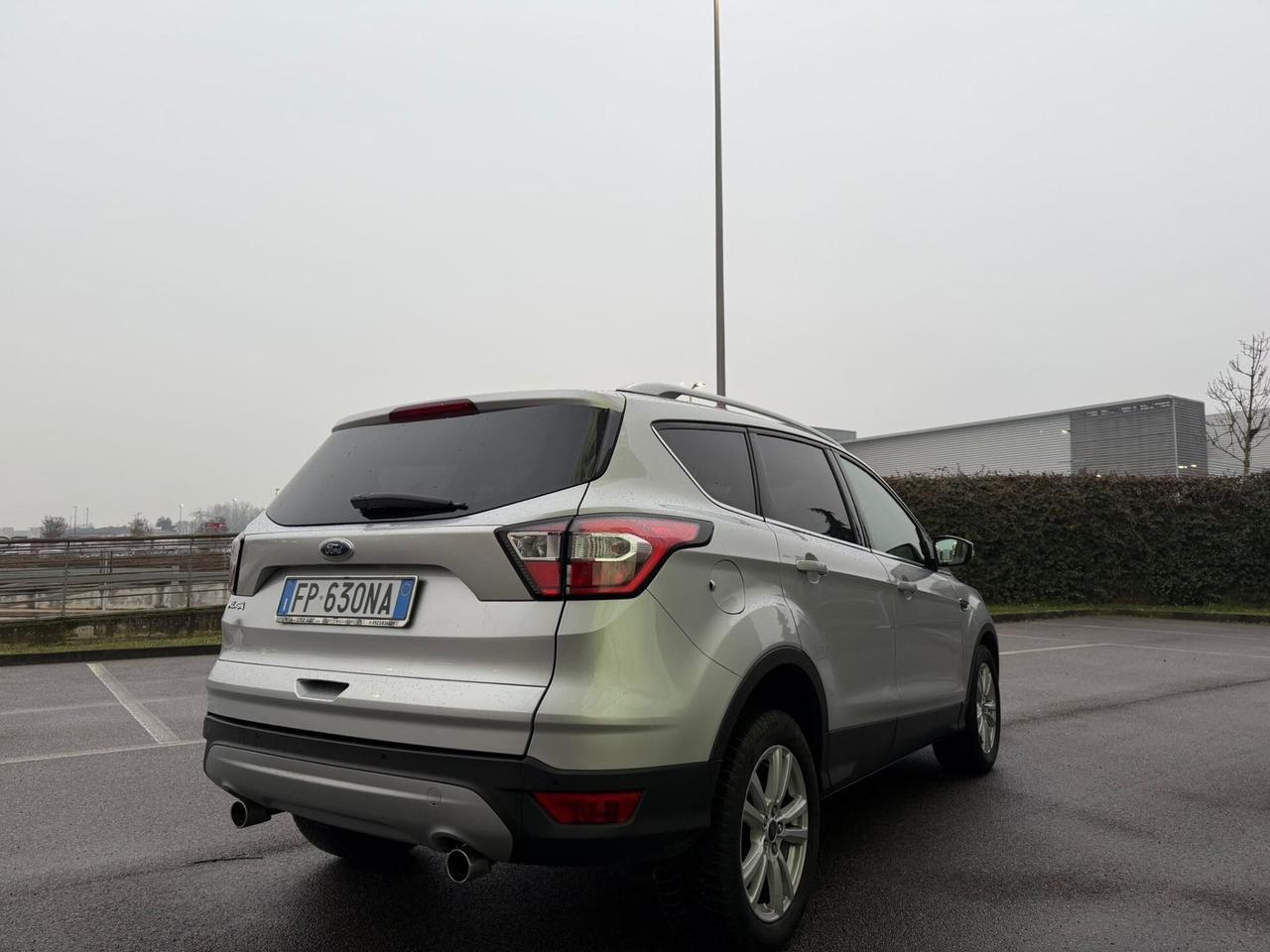 Ford Kuga 1.5 TDCI 120 CV S&S 2WD ST-Line Business
