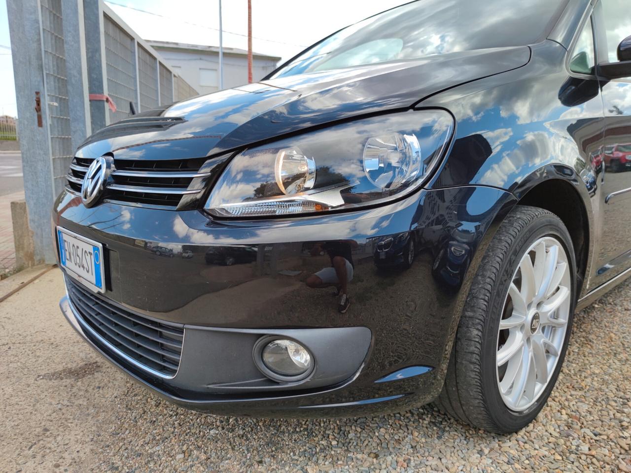 Volkswagen Touran 1.6 TDI DSG Comfortline 7 Posti