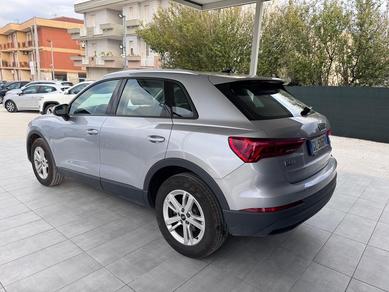 Audi Q3 35 TDI quattro S tronic Business Advanced