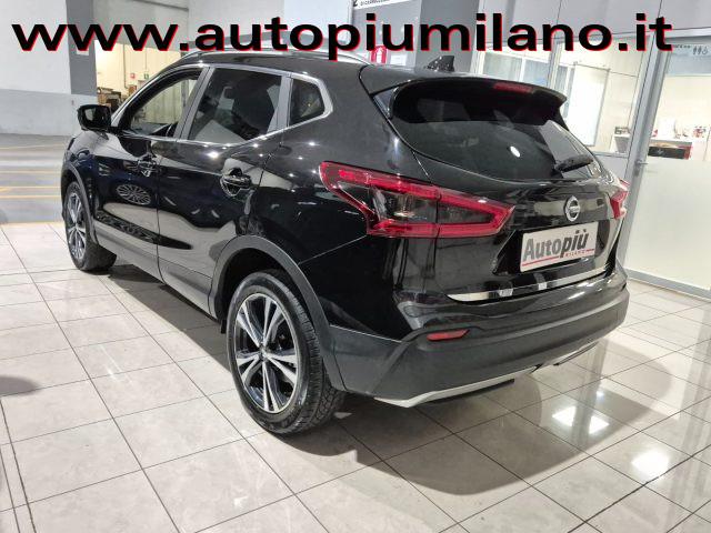 NISSAN Qashqai 1.2 DIG-T N-Connecta