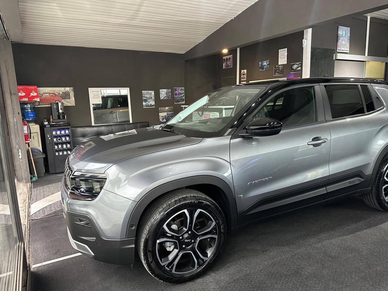 Jeep Avenger 1.2 Turbo 100 CV Summit