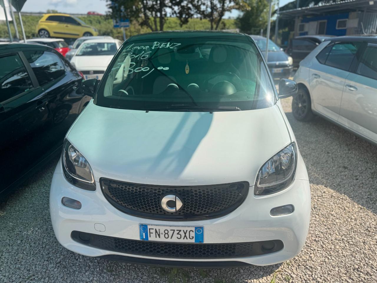 Smart ForFour 1000 benzina km certificati 2016