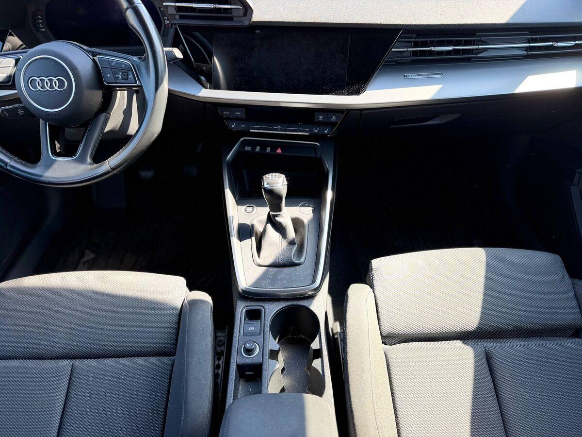 Audi A3 Sportback 35 1.5 tfsi Business Advanced