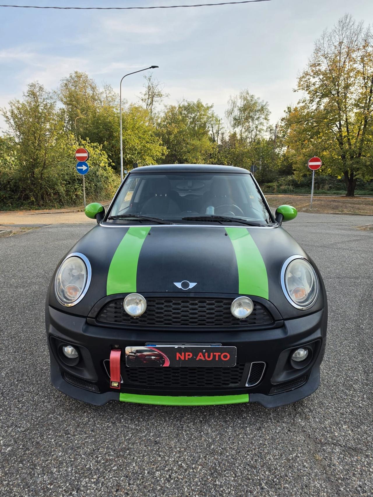 Mini cooper d NEOPATENTATI