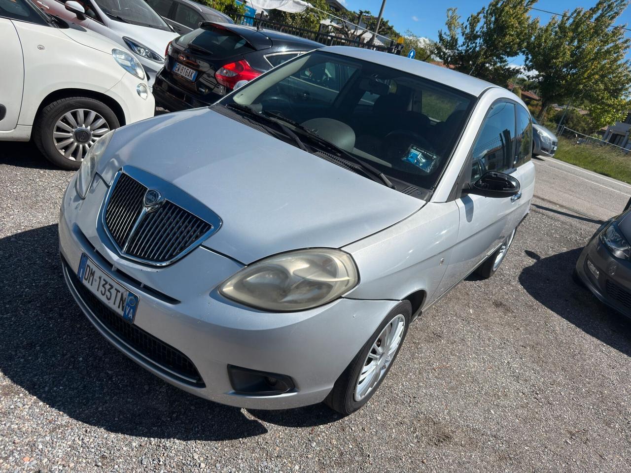 Lancia Ypsilon 1.2 Argento