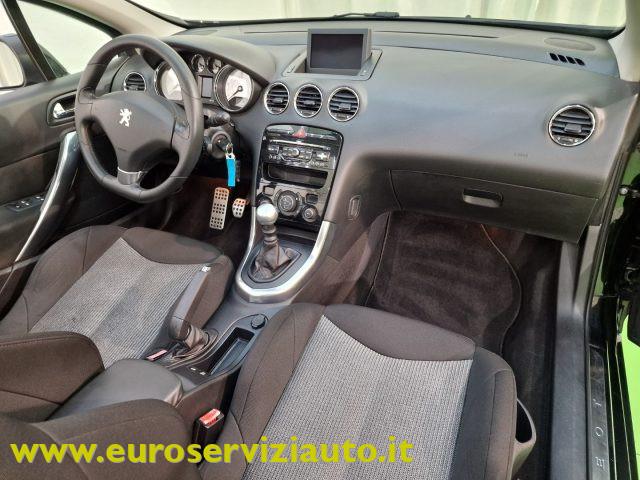 PEUGEOT 308 1.6 THP 150CV CC Féline
