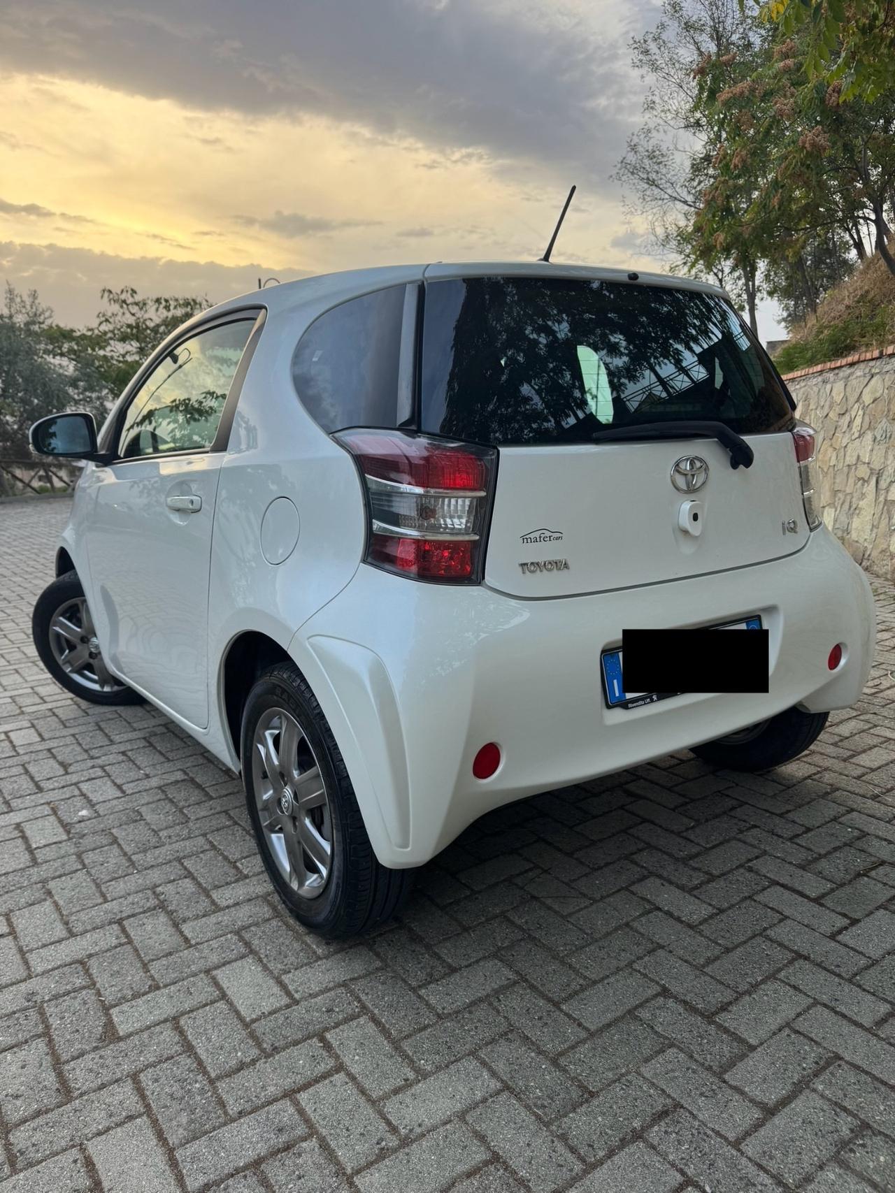 Toyota iQ 1.0 Benzina *SOL* 2011