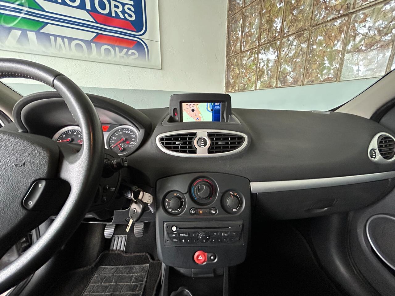 Renault Clio 1.2 16V 5 porte Dynamique