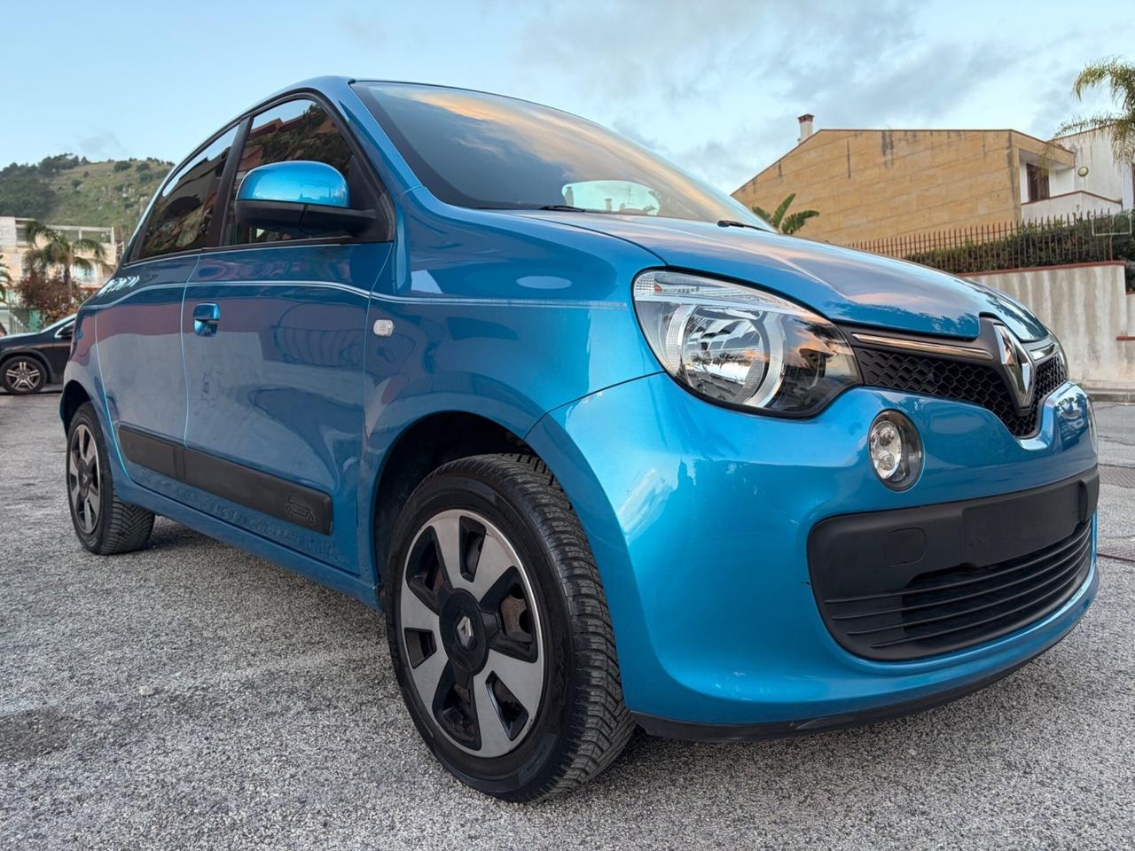 Renault Twingo 1.0 benz ideale per neopatentati