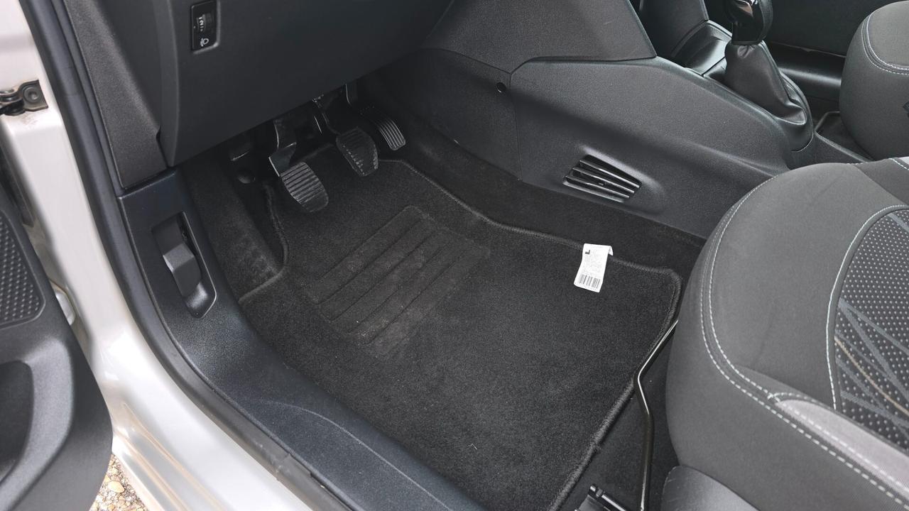 Peugeot 208 1.2 VTi 82 CV 5 porte Active