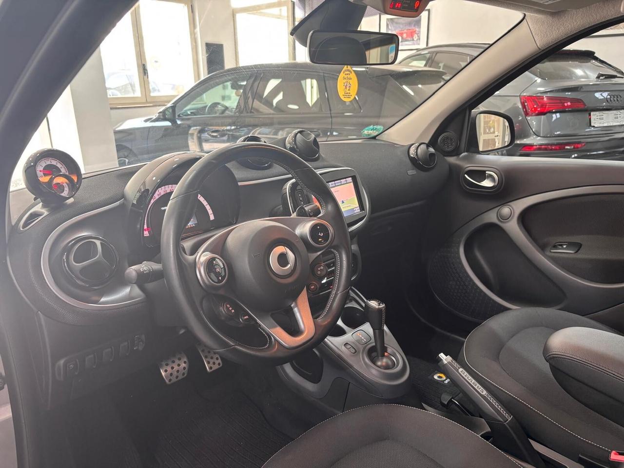 SMART FORFOUR 0.9 TWINAMIC TURBO BRABUS