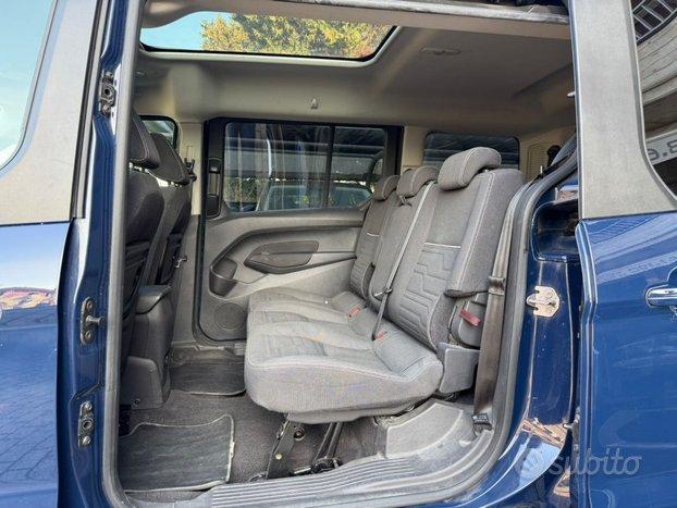 FORD Tourneo Connect 7 POSTI AUTOMATICO