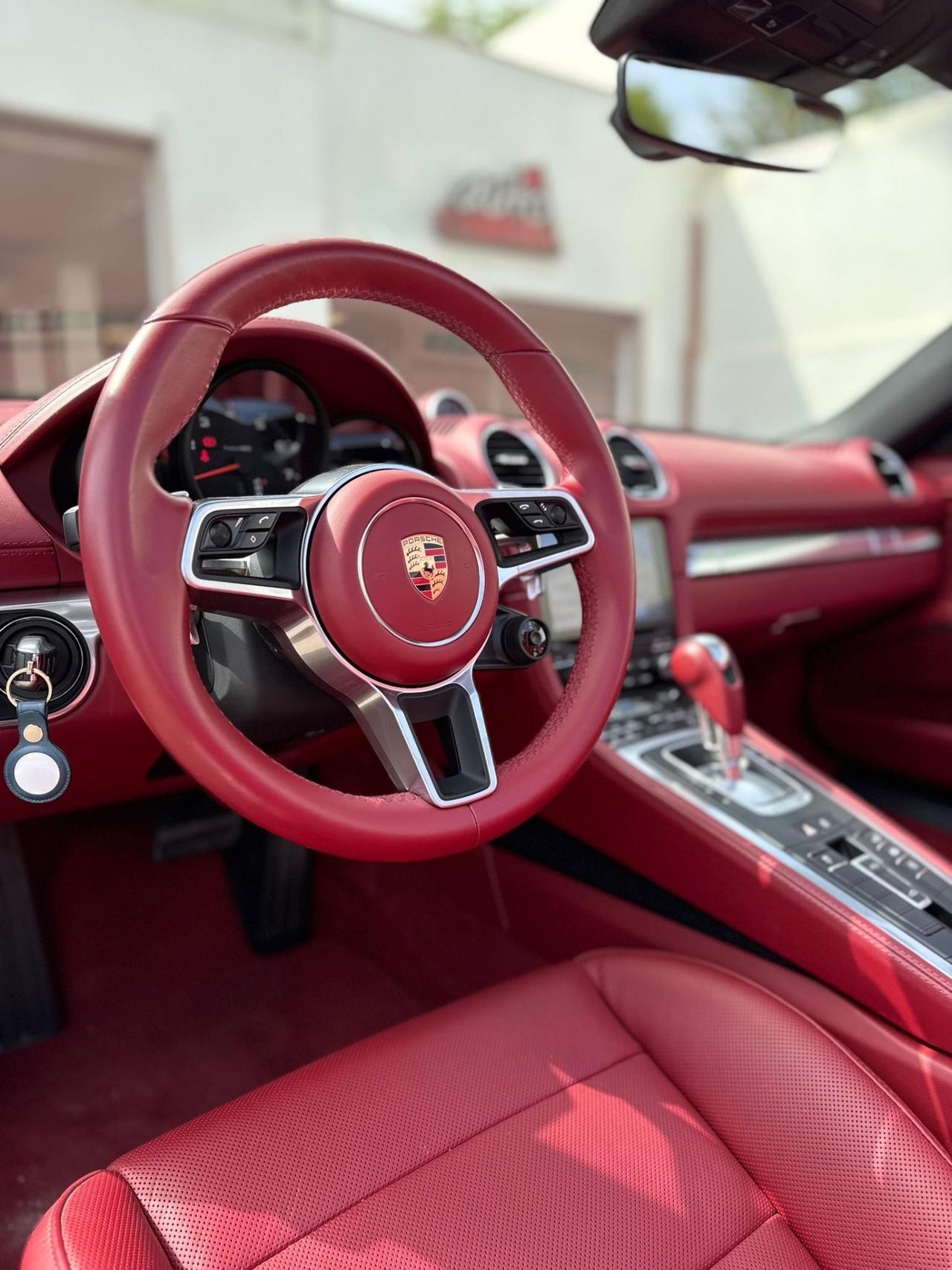 Porsche 718 Spyder Boxster 2.0
