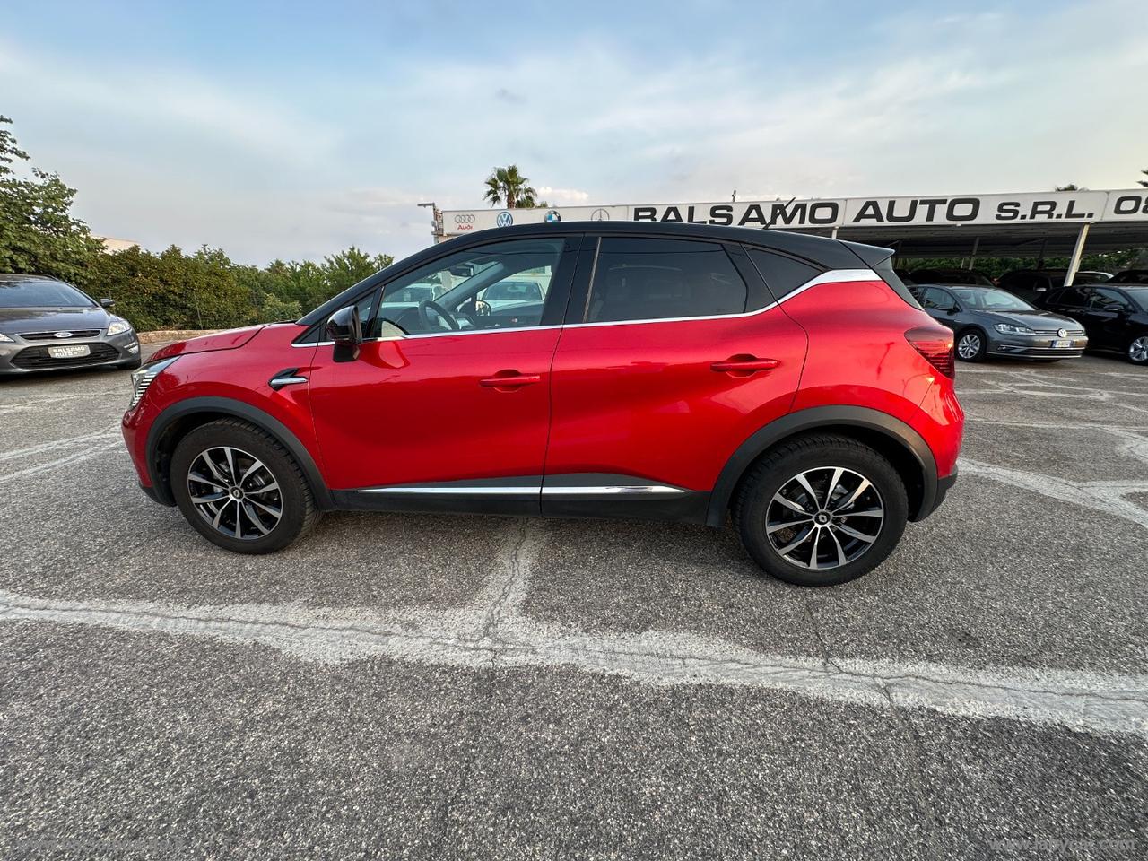 RENAULT Captur Hybrid E-Tech 145 CV Intens