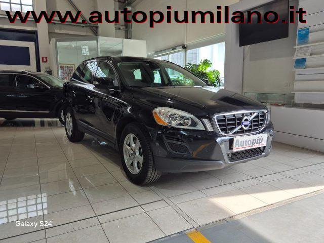 VOLVO XC60 D4 AWD Geartronic Kinetic