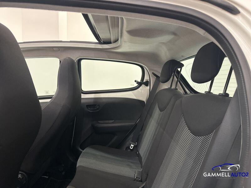 Peugeot 108 PEUGEOT 108