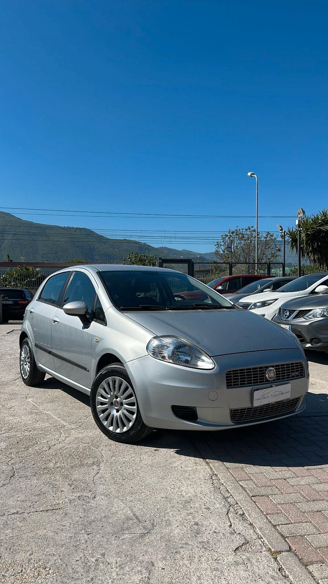 Fiat Grande Punto Grande Punto 1.3 MJT 75 CV 5 porte Dynamic