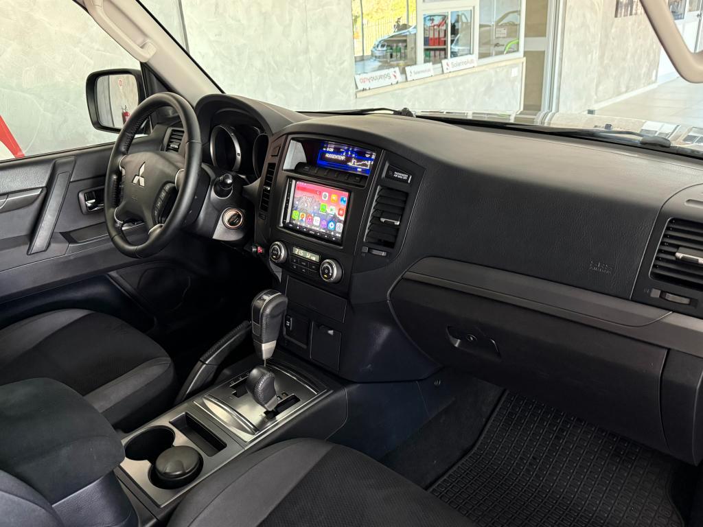 Mitsubishi Pajero 3 Porte Pajero 3p 3.2 CR Instyle auto