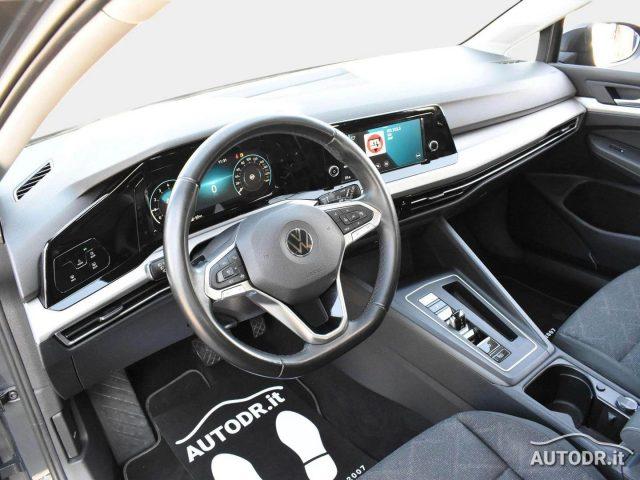 VOLKSWAGEN Golf 1.5 TGI 130cv DSG Life VIRTUAL CARPLAY ACC KM CERT