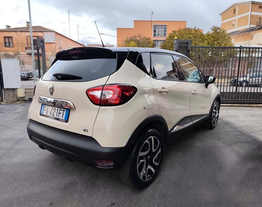 Renault Captur 1.5 dCi 8V 90 CV AUTO Energy R-Link 1 Propriet. KM Cert. Renault!