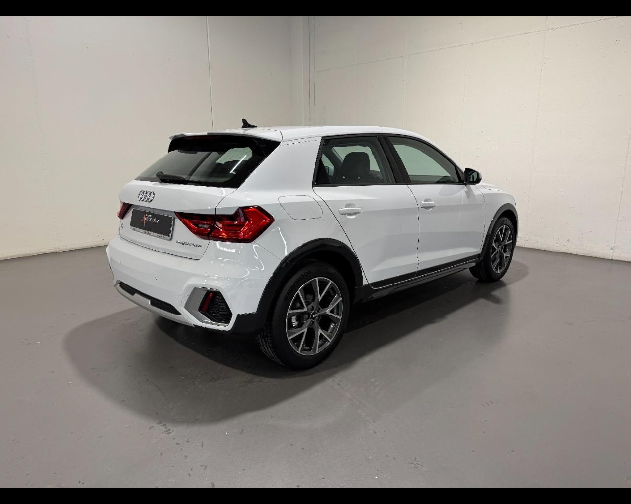 AUDI A1 CITYCARVER 30 TFSI ADMIRED