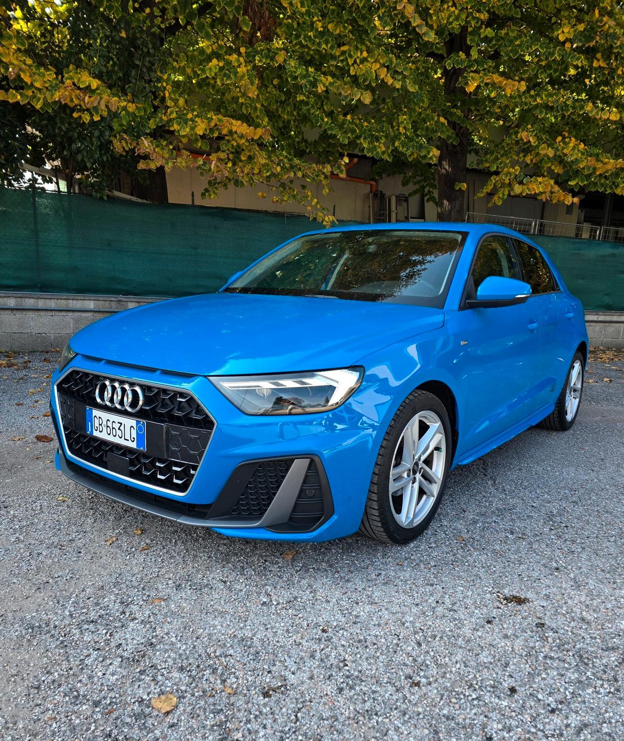 Audi A1 S line edition Blu Turbo