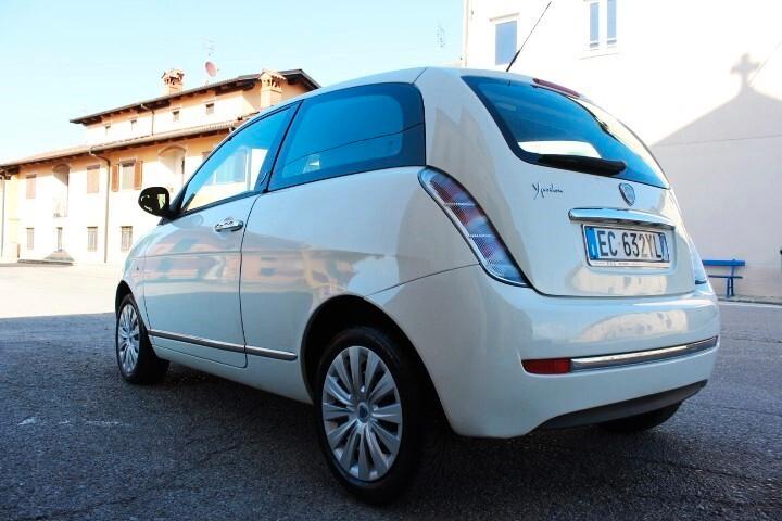 Lancia Ypsilon 1.3 MJT New Oro ESTETICA DA ESPOSIZIONE 5POSTI CLIMA CD USB AUX IN PNEUMATICI ALL SEASON