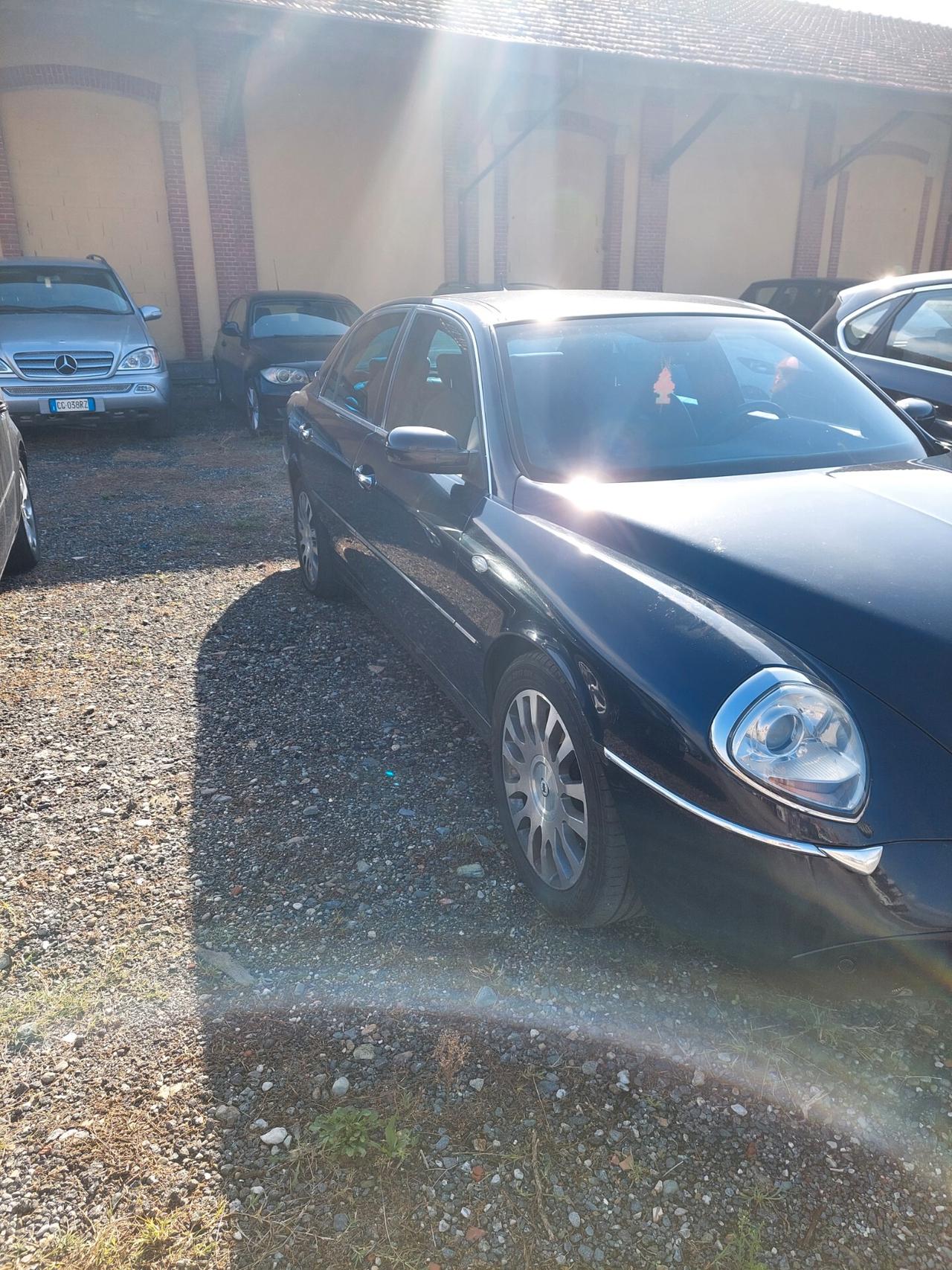 Lancia Thesis 2.0 turbo 20V Emblema