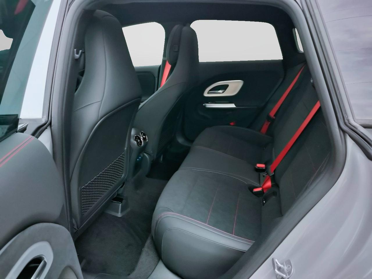 Mercedes-Benz CLA 220 4MATIC Shooting Brake