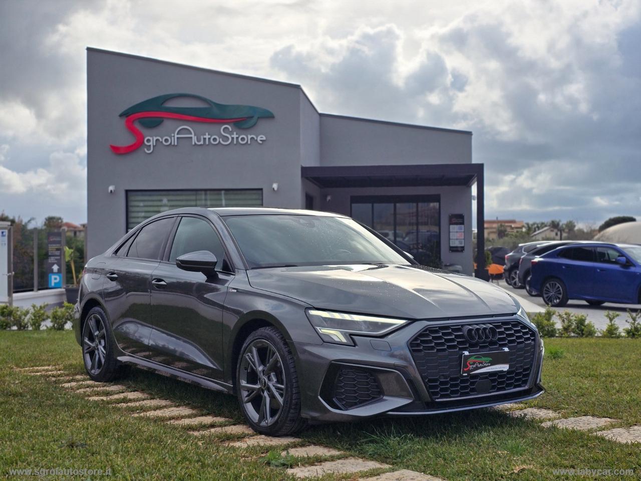 AUDI A3 Sedan 30 TDI S line TETTUCCIO