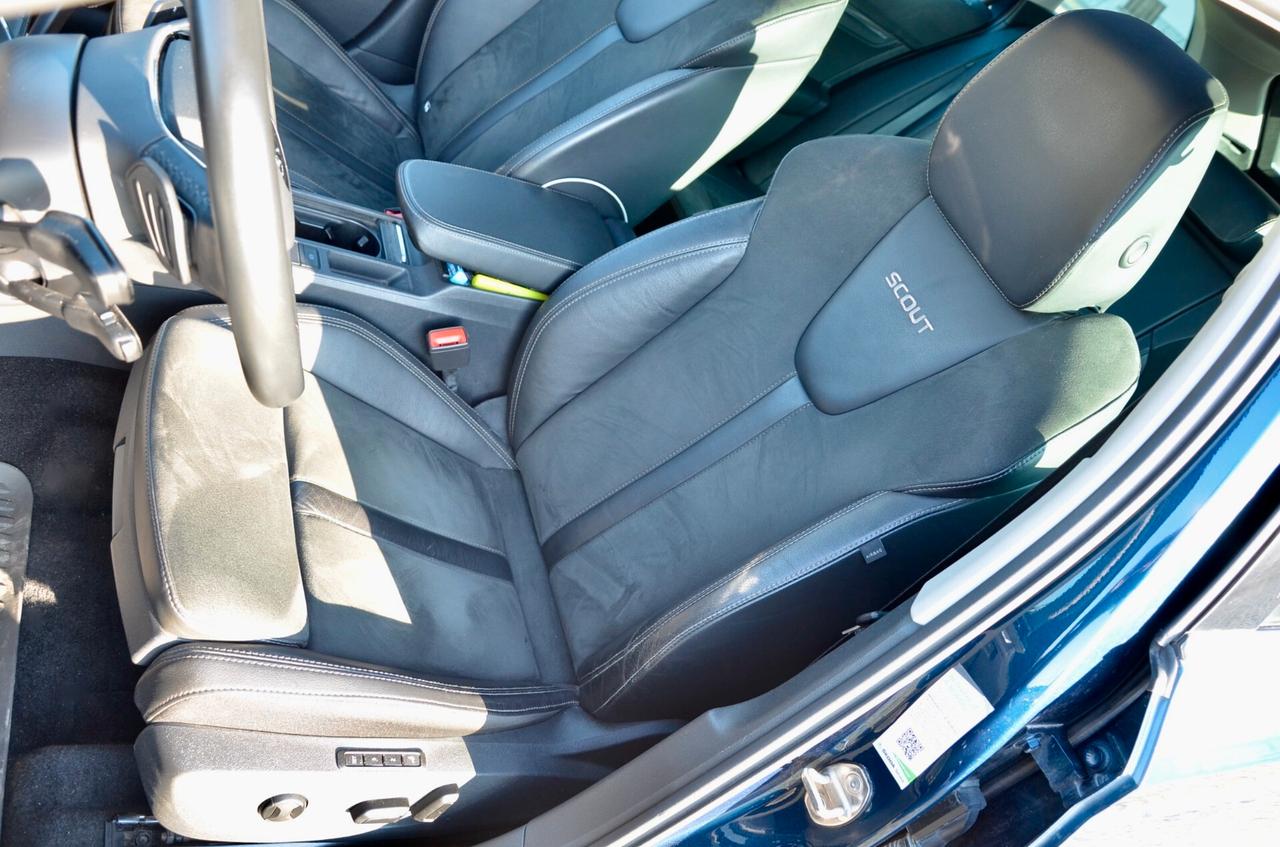 SKODA OCTAVIA WAGON 2.0 TDI EVO SCOUT 4x4 200cv DSG, UFF ITALIANA, EURO 6D, SERVICE SKODA, FULL OPTIONAL, TETTO, GANCIO TRAINO, HIGH BEAM, PERMUTE