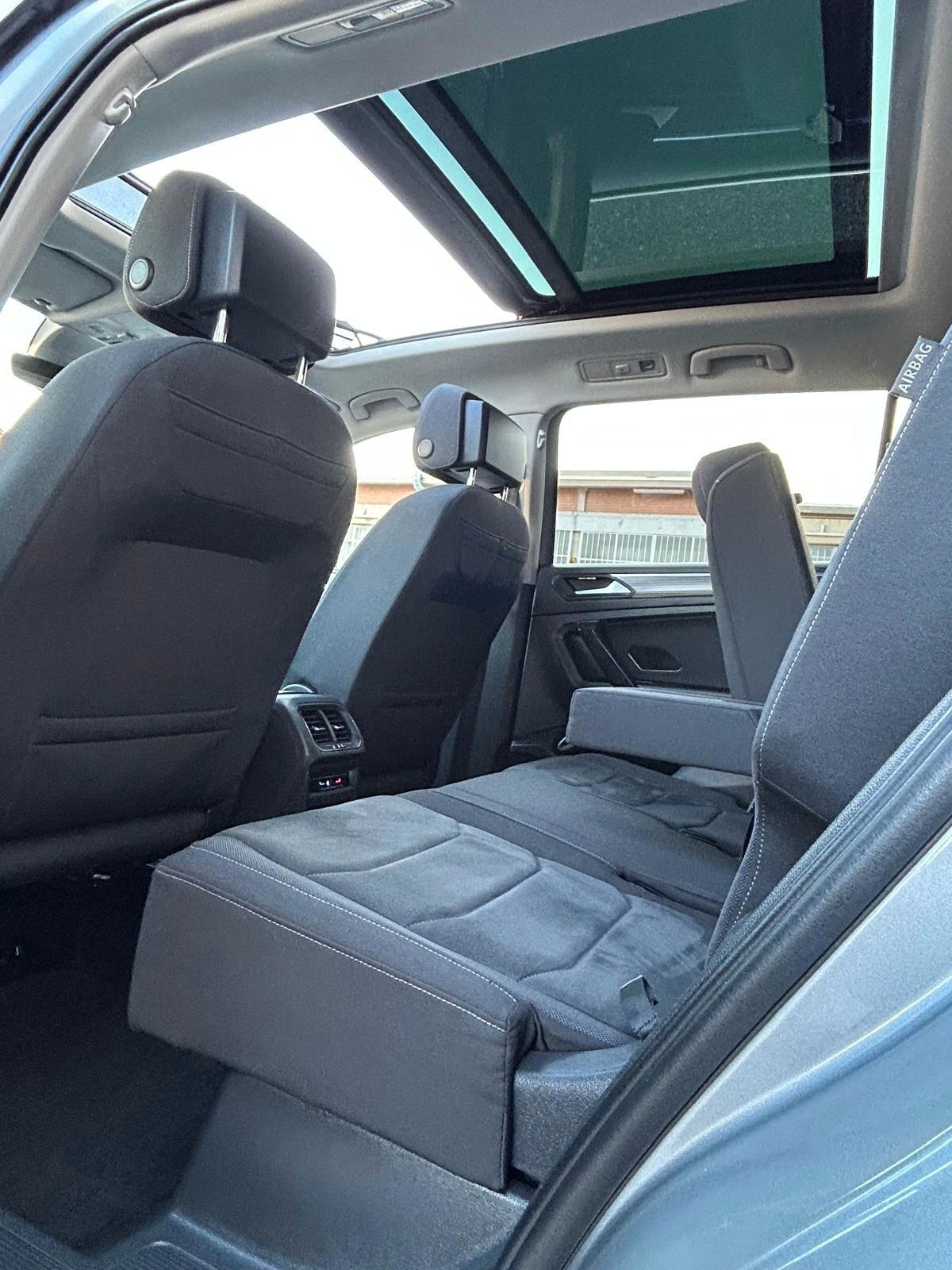 Volkswagen Tiguan Allspace Tiguan Allspace 2.0 TDI 200 CV SCR DSG 4MOTION 7 posti TETTO APRIBILE