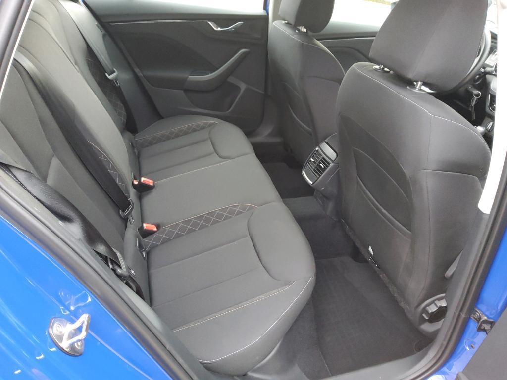 Skoda Kamiq 1.0 g-tec Ambition 90cv