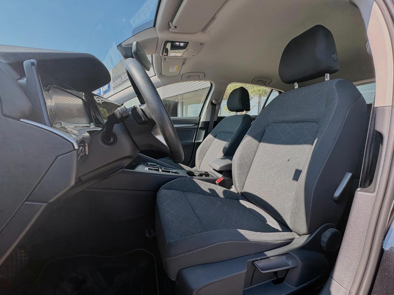 Volkswagen Golf 1.0 eTSI EVO DSG Life