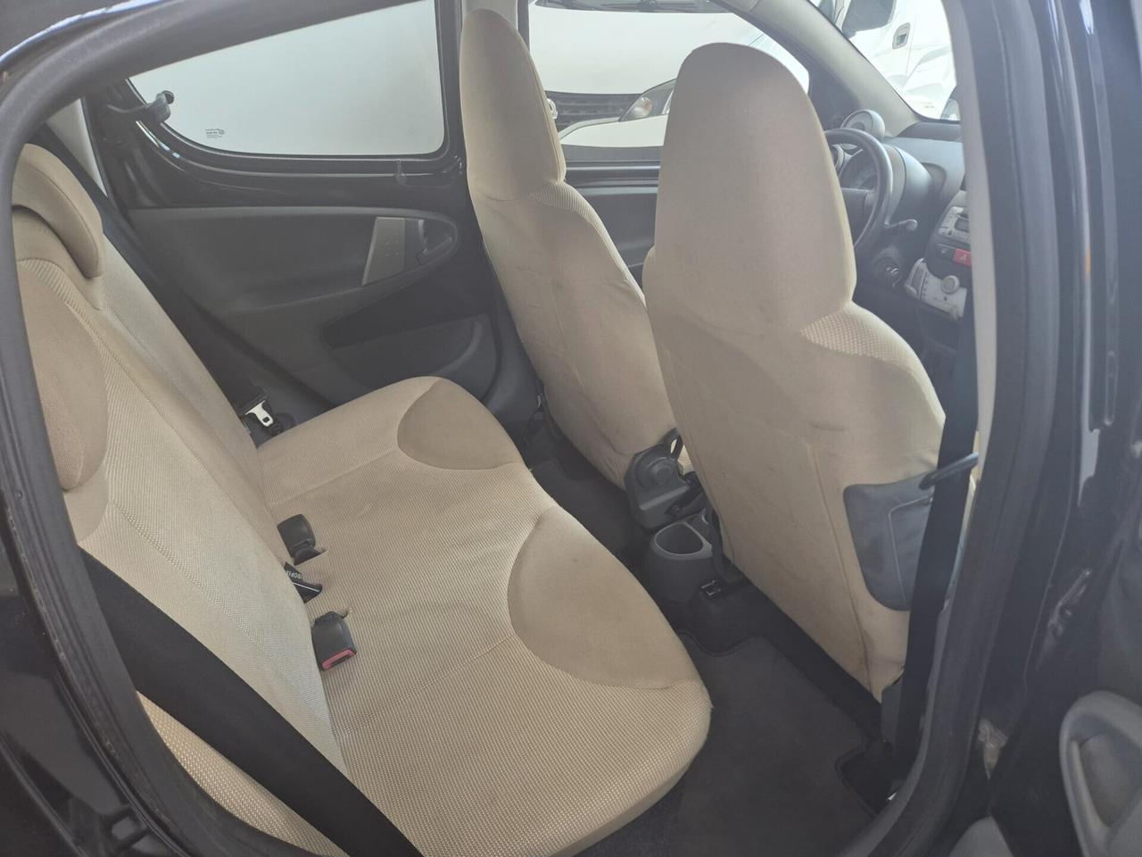 Peugeot 107 5 porte 1.0 metano 2007