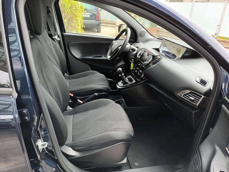 Lancia Ypsilon 1.2 69cv Start& Stop Gold