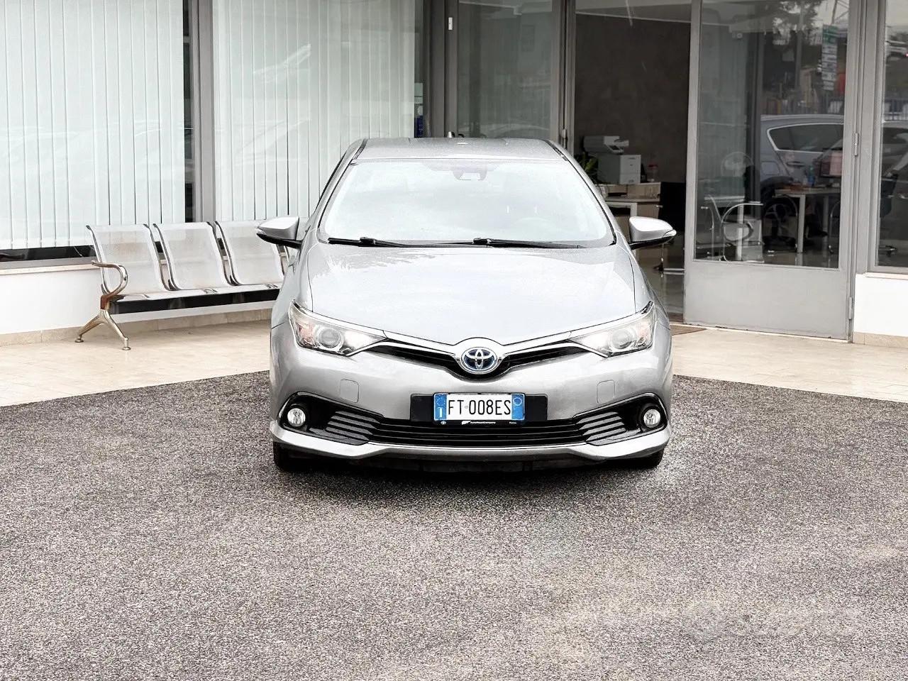 Toyota Auris 1.8 Hybrid 99CV E6 - 2018
