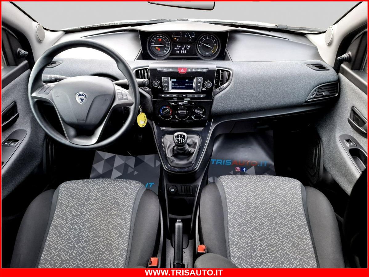 LANCIA Ypsilon 1.0 Hybrid Silver NEOPATENTATI