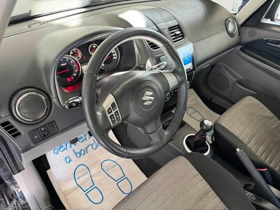 Suzuki SX4 1,6 GLX ( GPL )