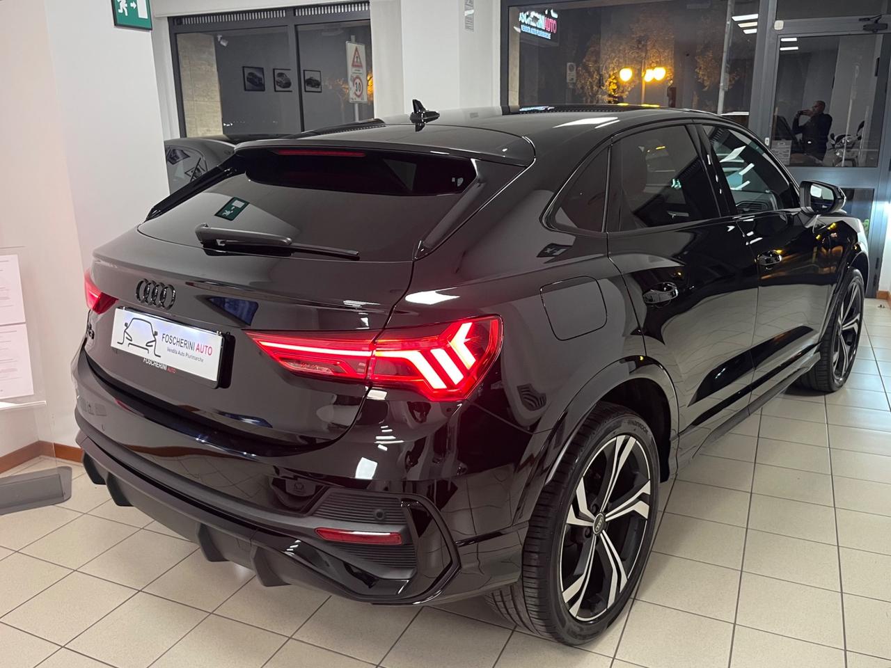 Audi Q3 SPB 35 TDI S-Line Identity Black 2024’