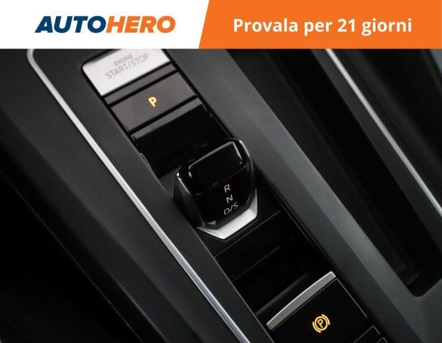 VOLKSWAGEN Golf 1.0 eTSI EVO DSG Life