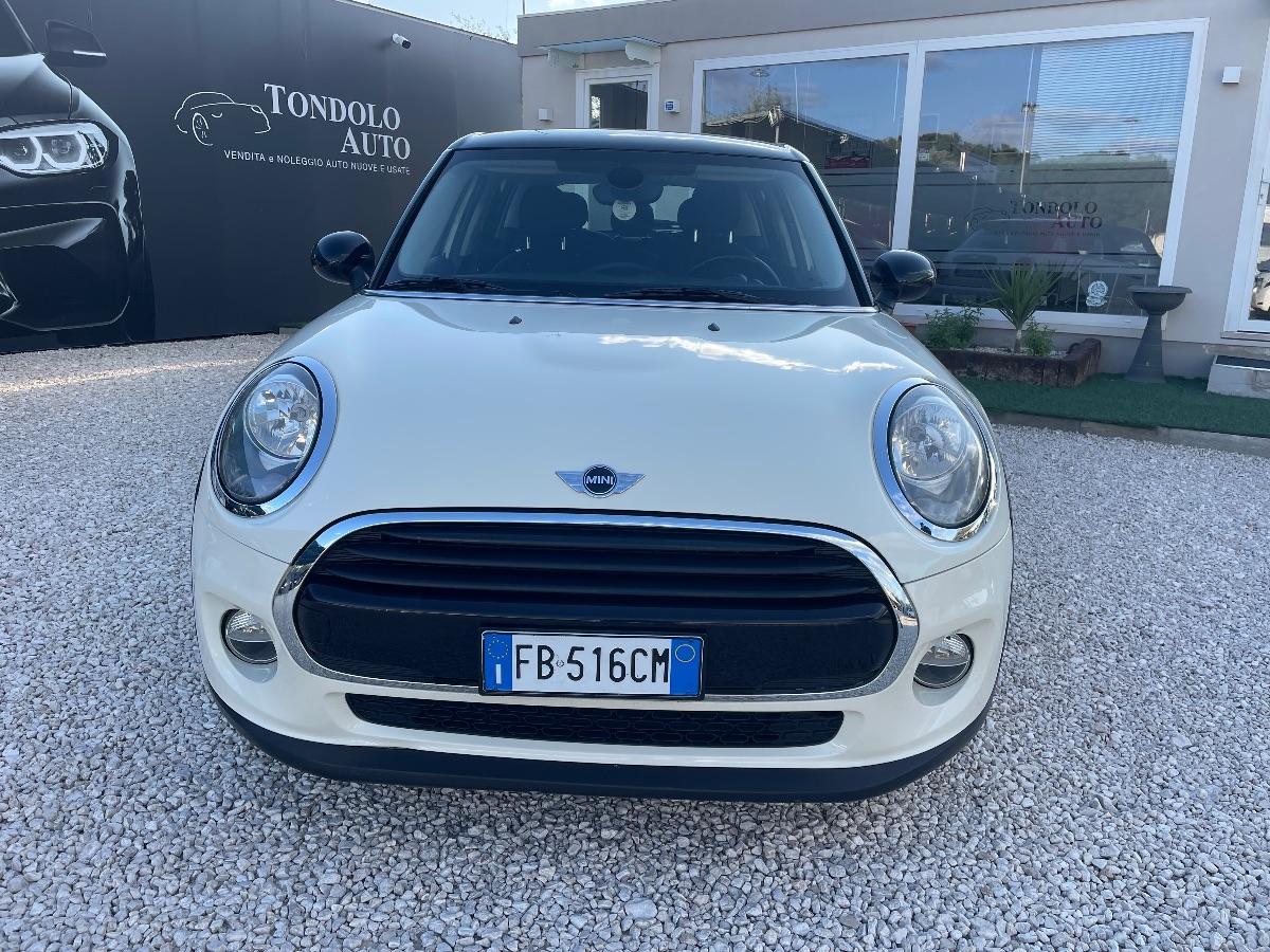 MINI - Mini - 1.5 Cooper D Business XL