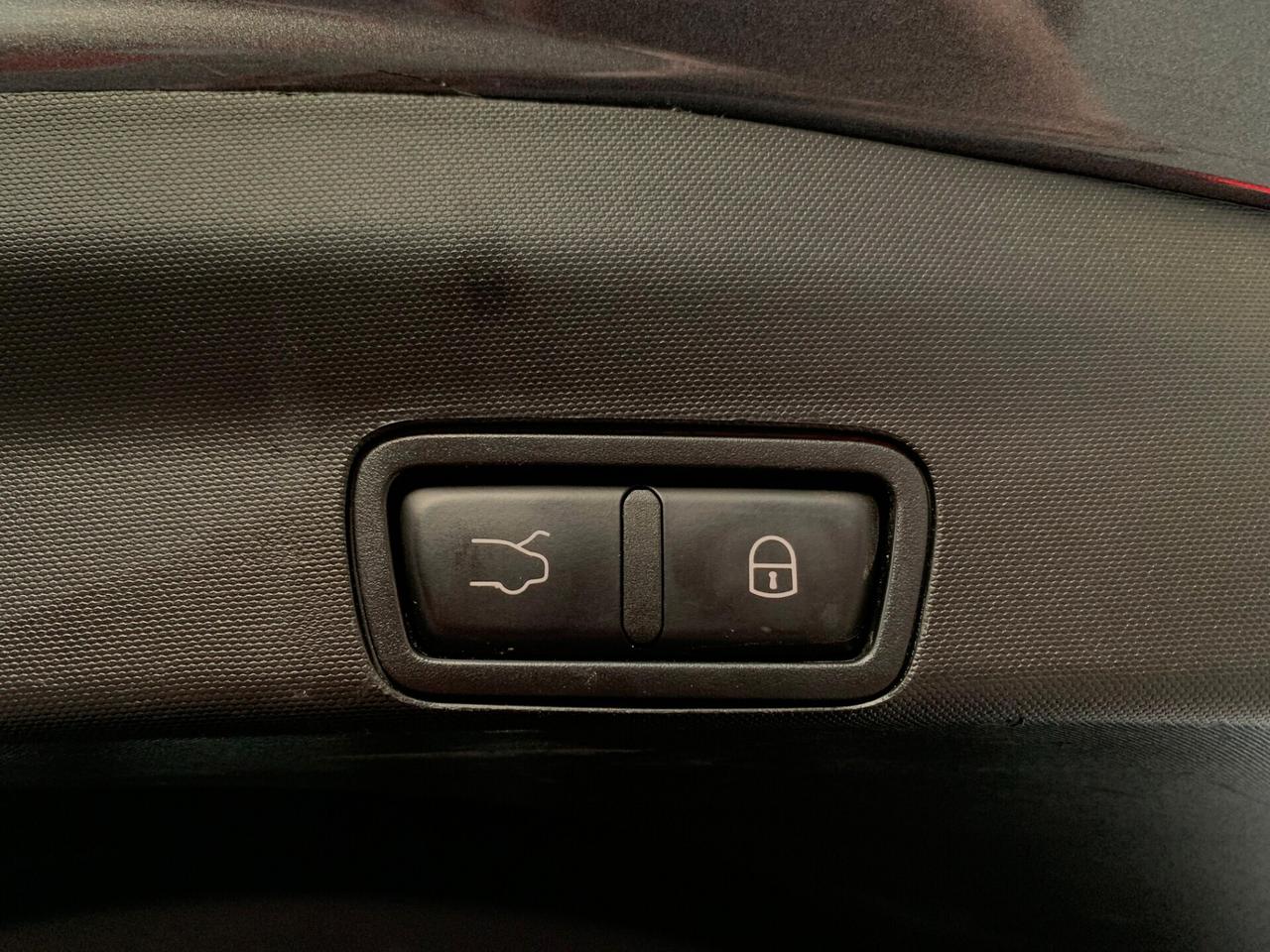 Alfa Romeo Stelvio 2.2 Turbodiesel 160 CV AT8 RWD Business