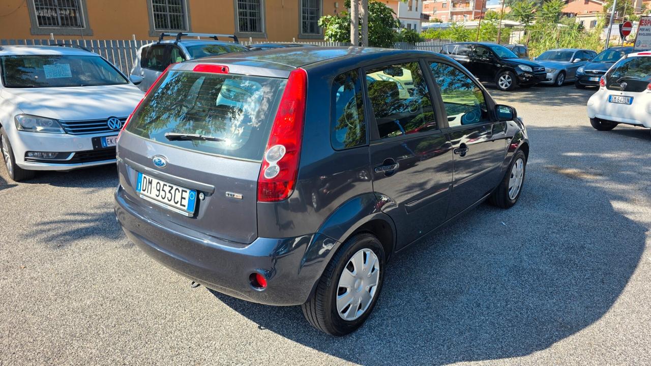 Ford Fiesta 1.4 TDCi 5p. Titanium